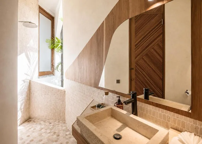Modern 1-br Loft With Art Deco Vibe Shared Pool * Canggu