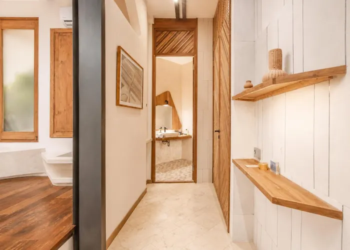 Modern 1-br Loft With Art Deco Vibe Shared Pool * Canggu (Bali)